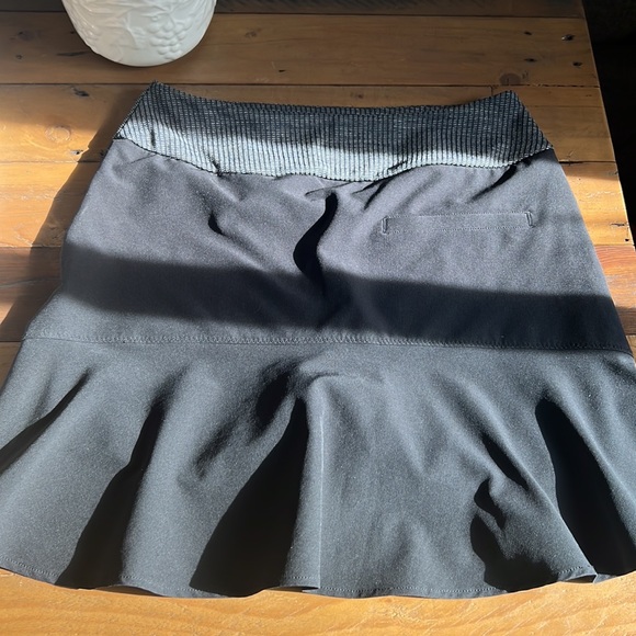 ADIDAS Golf Skirt - Picture 5 of 5